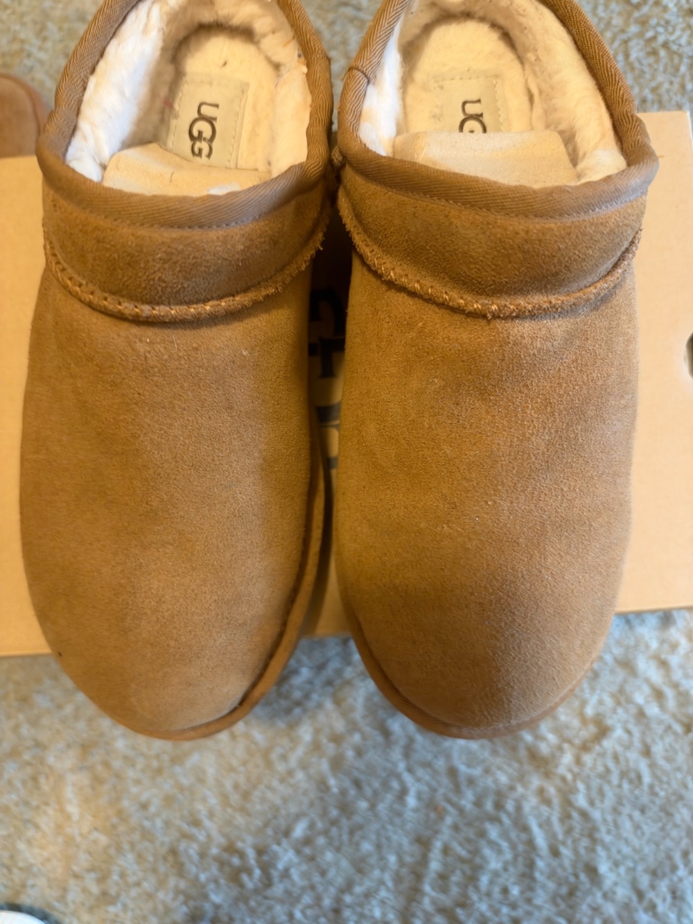 UGG Women’s Chestnut Brown Suede Slip-On Slippers and moccasins both a size 9